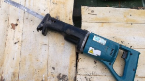 How the Blade System Works on Makita Reciprocating Saws