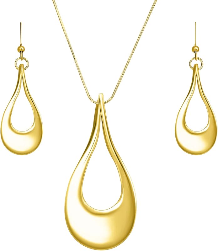 Madison Tyler Gold Plated Teardrop Pendant Necklace & Snake Chain Dang